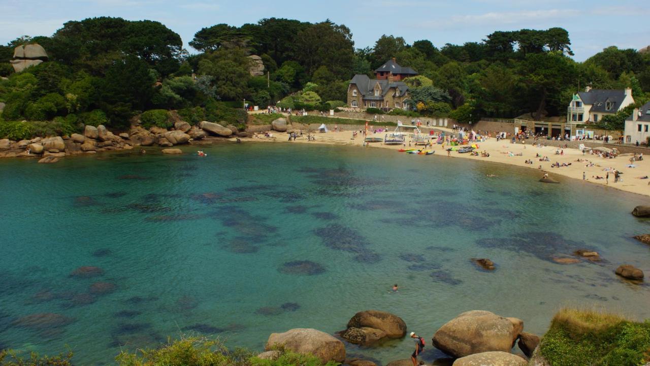 Chambres D'Hotes "Le Clos De La Baie" Paimpol Eksteriør billede